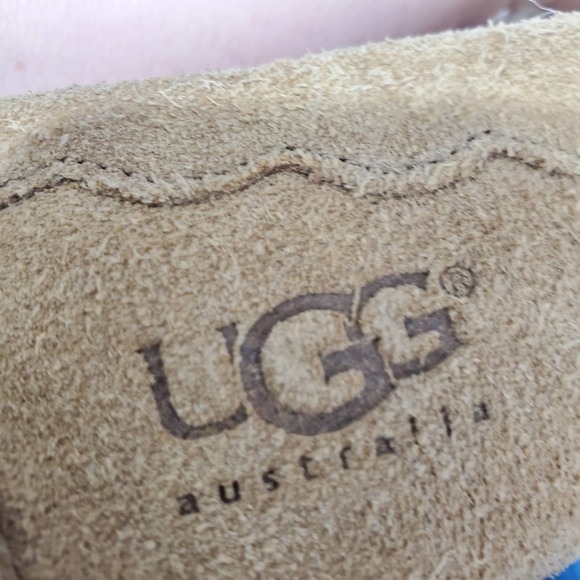 UGG Camel Color Loafer Fur interior - Picture 13 of 15
